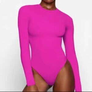 Skims Fits Everybody Fuchsia Long Sleeve Crew Neck Bodysuit